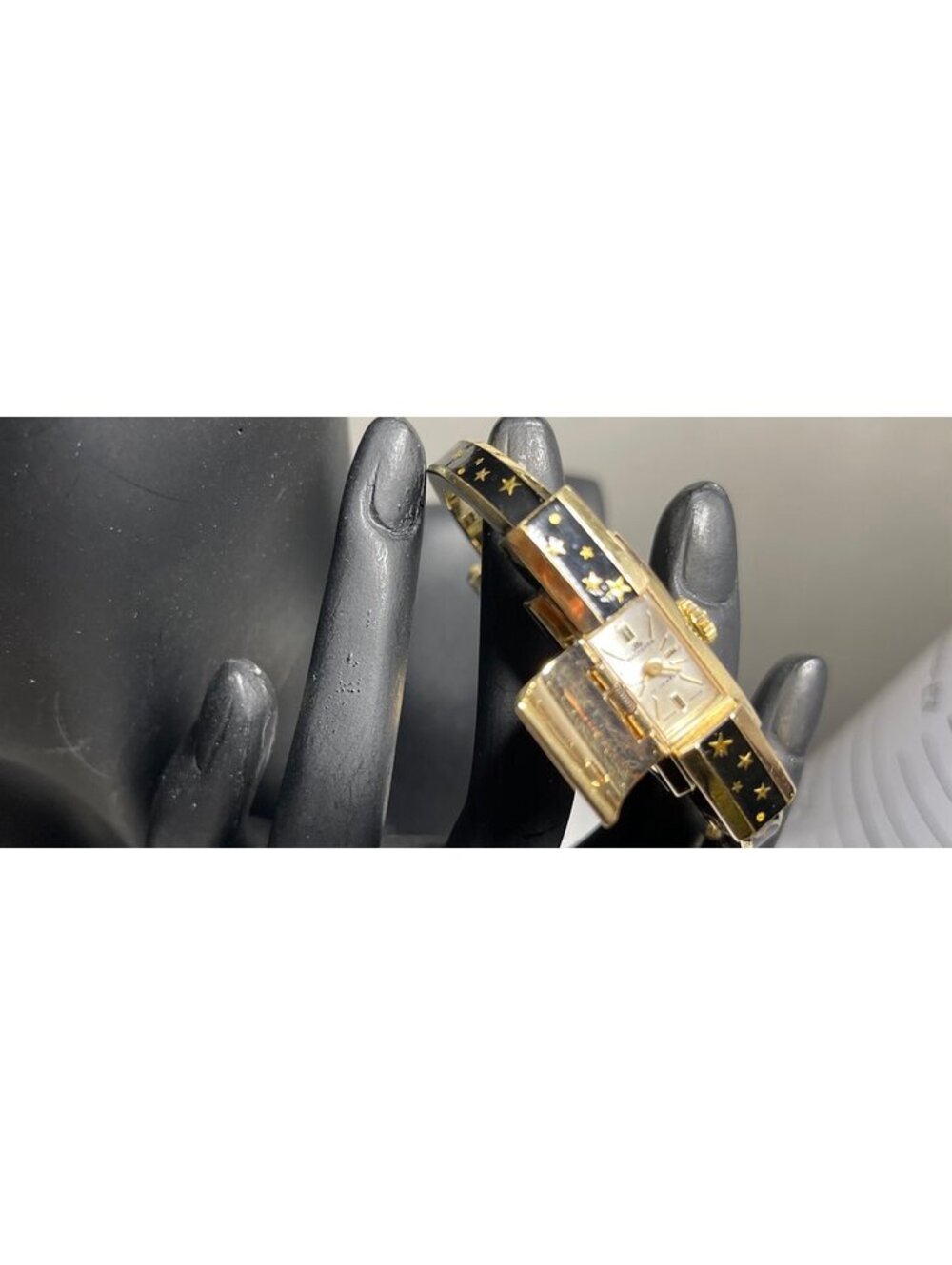 Vintage Bucherer 17 Jewels Gold Plated Mechanical Watch